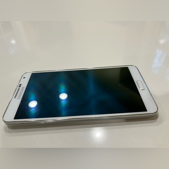 Samsung Galaxy Note 3 - Picture 2 of 4